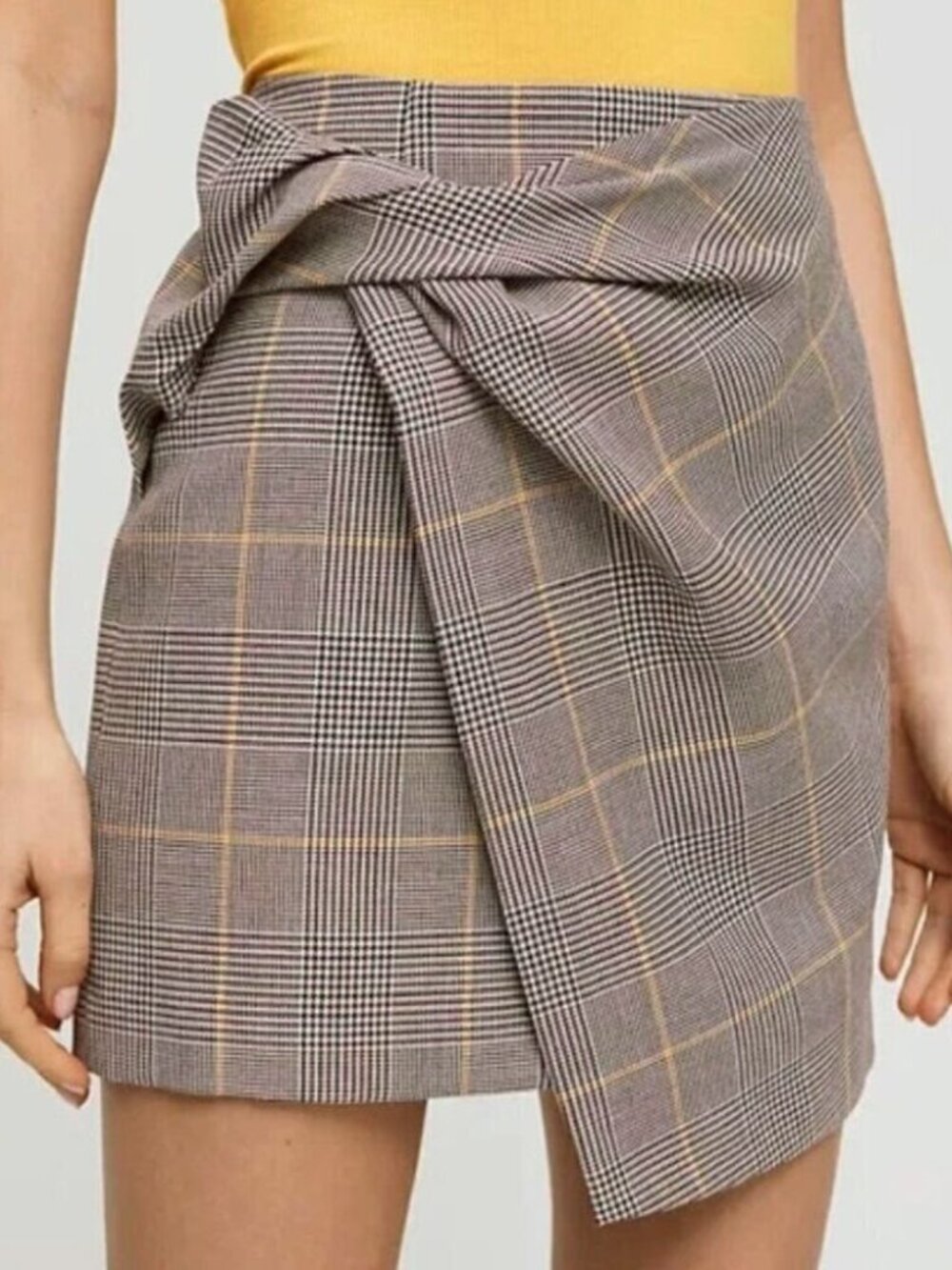 New Aritzia Jethro Plaid Wrap Mini Skirt Cream Yellow 4 $118